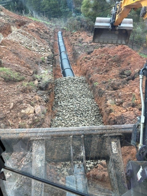 Drainage installation